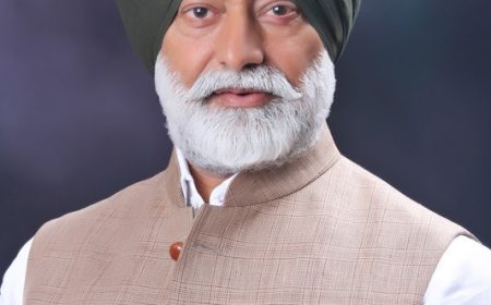 ਸੁਖਪਾਲ ਸਿੰਘ ਸੁਖਪਾਲ ਸਿੰਘ ਪ੍ਰਧਾਨ, ਨੇ ਆਪਣੇ ਆਪ ਨੂੰ ਮਾਨਤਾ ਦਿੰਦੇ ਹੋਏ ਨੁੰਮਾਇੰਦਿਆਂ ਦੀ ਪਾਰਟੀ ਦੀ ਚੋਣ ਨਿੰਦਾ ਕੀਤੀ।