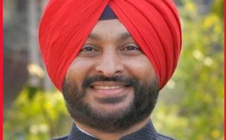 ਪਾਣੀਆਂ ਦੇ ਮੁੱਦੇ ਸਬੰਧੀ ਆਪ ਦੇ ਪ੍ਰਦਰਸ਼ਨ ਤੇ ਬੋਲੇ ਮੰਤਰੀ ਰਵਨੀਤ ਬਿੱਟੂ, "ਮੁੱਖ ਮੰਤਰੀ ਮਾਨ ਥੀਏਟਰੀ ਹਰਕਤਾਂ ਕਰਨ ਲਈ ਮਸ਼ਹੂਰ ਹਨ"