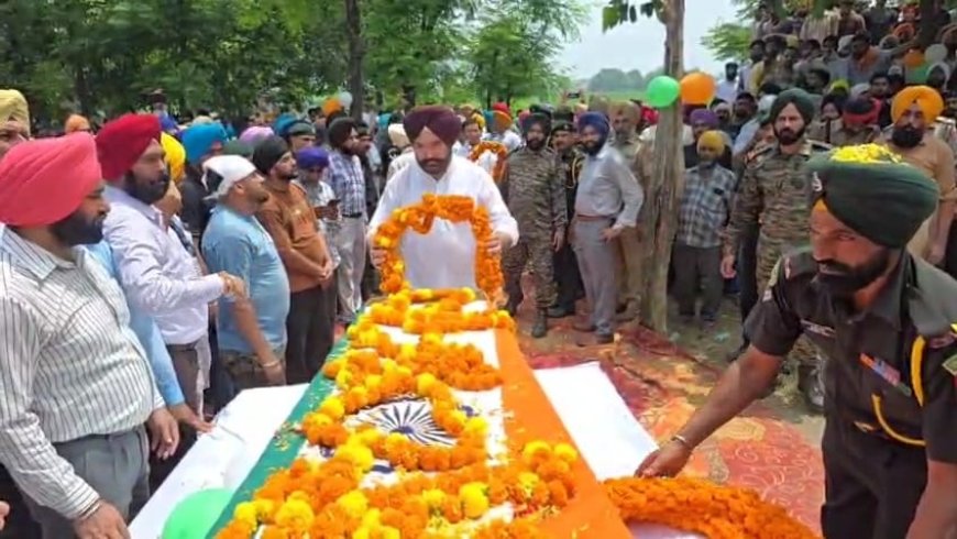 ਪਿੰਡ ਮਾਨੂੰਪੁਰ ਦੇ ਸ਼ਹੀਦ ਪ੍ਰਿਤਪਾਲ ਸਿੰਘ ਦਾ ਸਰਕਾਰੀ ਸਨਮਾਨਾ ਨਾਲ ਕੀਤਾ ਸੰਸਕਾਰ